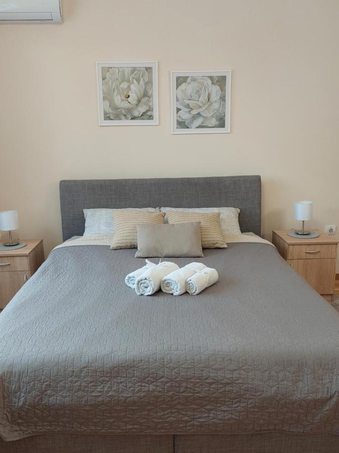 Apartman Miluro ซูโบติกา ภายนอก รูปภาพ