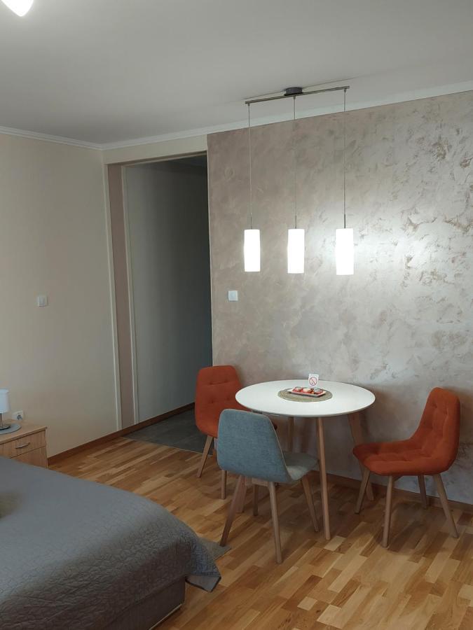 Apartman Miluro Apartment ซูโบติกา ภายนอก รูปภาพ